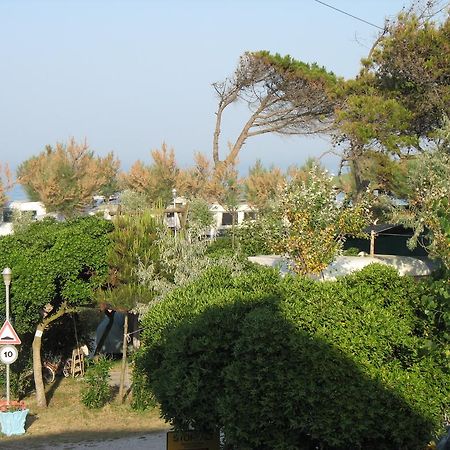 Camping La Pineta Porto Recanati Bagian luar foto