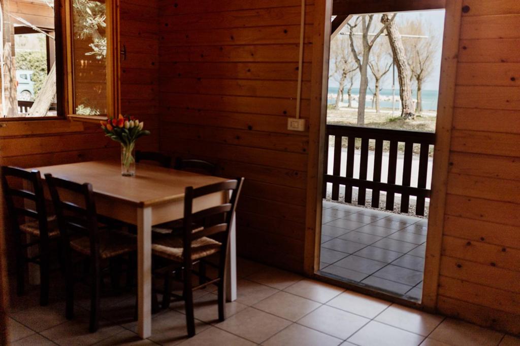 Camping La Pineta Porto Recanati Bagian luar foto