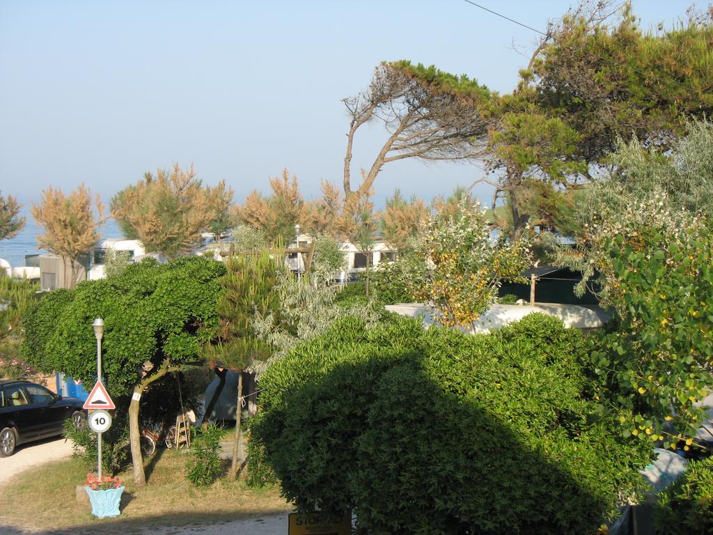 Camping La Pineta Porto Recanati Bagian luar foto