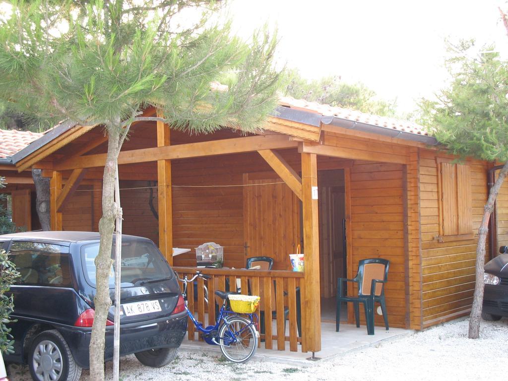 Camping La Pineta Porto Recanati Bagian luar foto