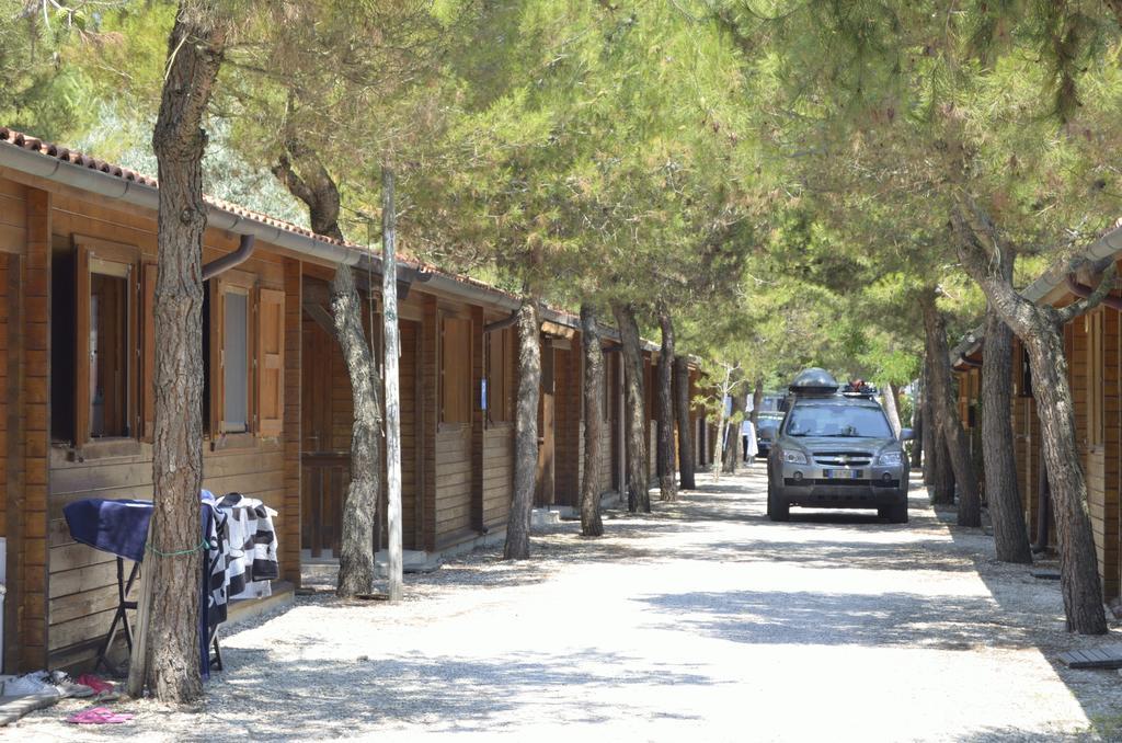 Camping La Pineta Porto Recanati Bagian luar foto